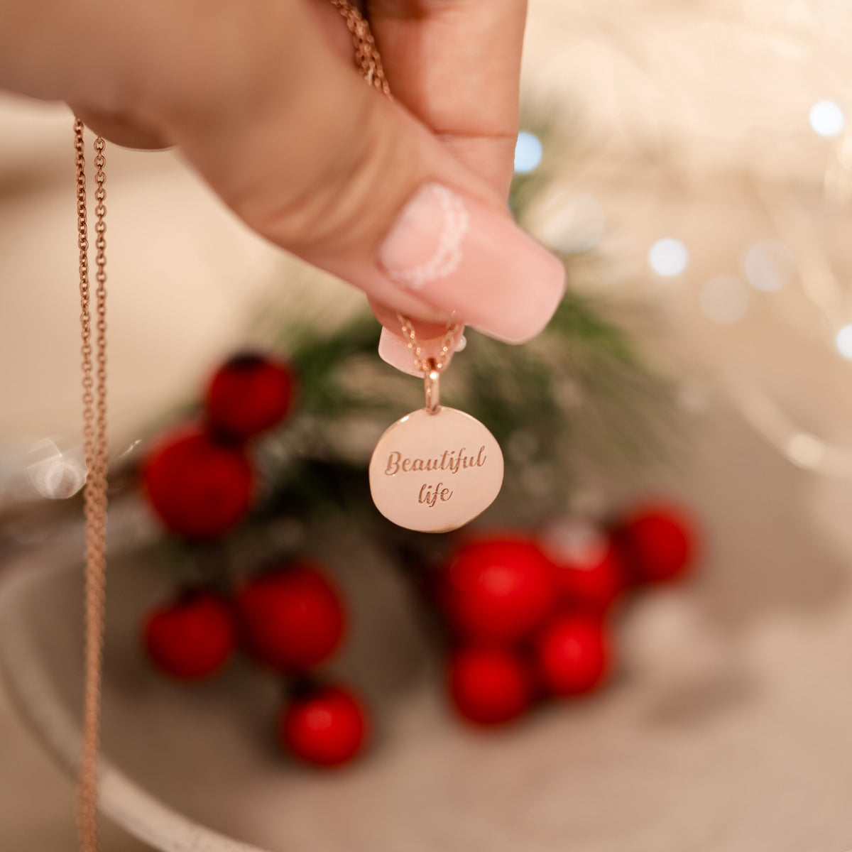 Personalized Name in Round Pendant Necklace